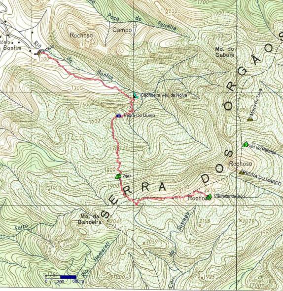 Mapa topográfico da trilha no nosso 1o dia de caminhada na travessia do Parque Nacional da Serra dos Órgãos, no Rio de Janeiro, da entrada de Petrópolis ao Castelo do Açu. Nesse tipo de mapa, linhas próximas significam terreno mais íngrime